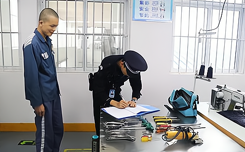 工具標簽,rfid技術,工具箱,超高頻讀寫器廠家